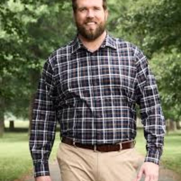 Jos. A. Bank Traveler's Collection Checkered Shirt - Picture 2 of 6